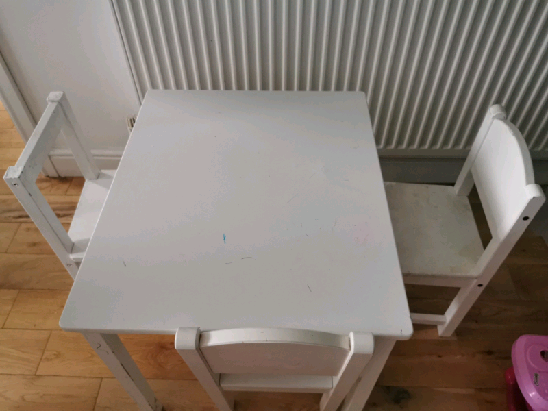 kids table gumtree